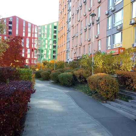 Positive Smile Studio Apartment In The Colorful Comfort Town Residental Complex. Kt-06. Kiev Eksteriør billede