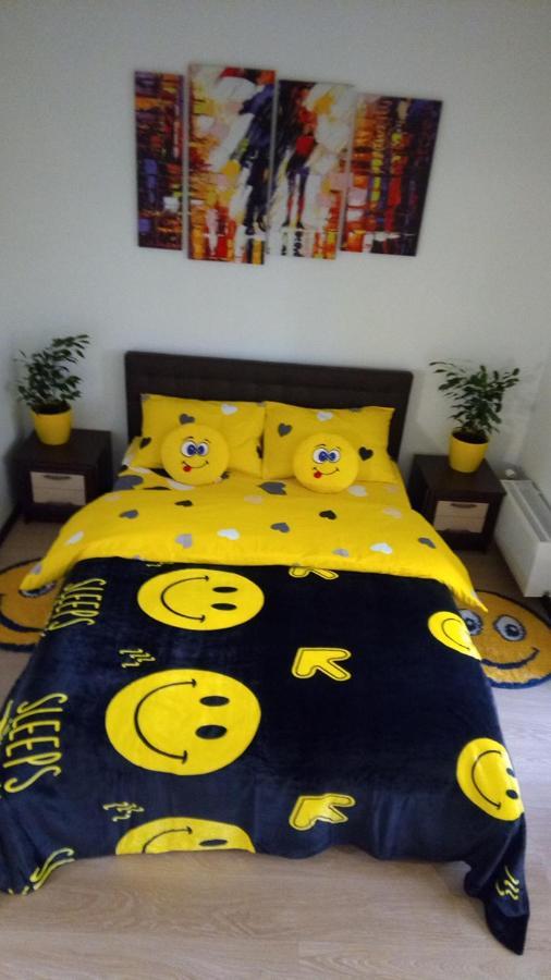 Positive Smile Studio Apartment In The Colorful Comfort Town Residental Complex. Kt-06. Kiev Eksteriør billede