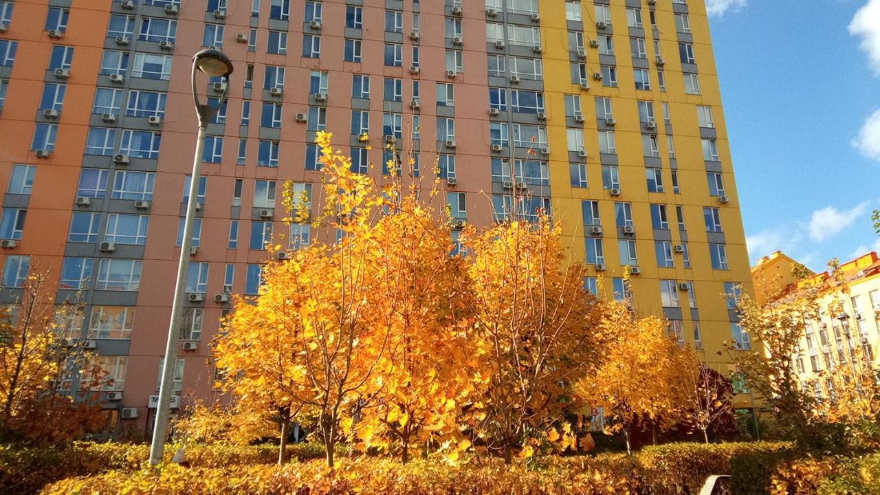 Positive Smile Studio Apartment In The Colorful Comfort Town Residental Complex. Kt-06. Kiev Eksteriør billede