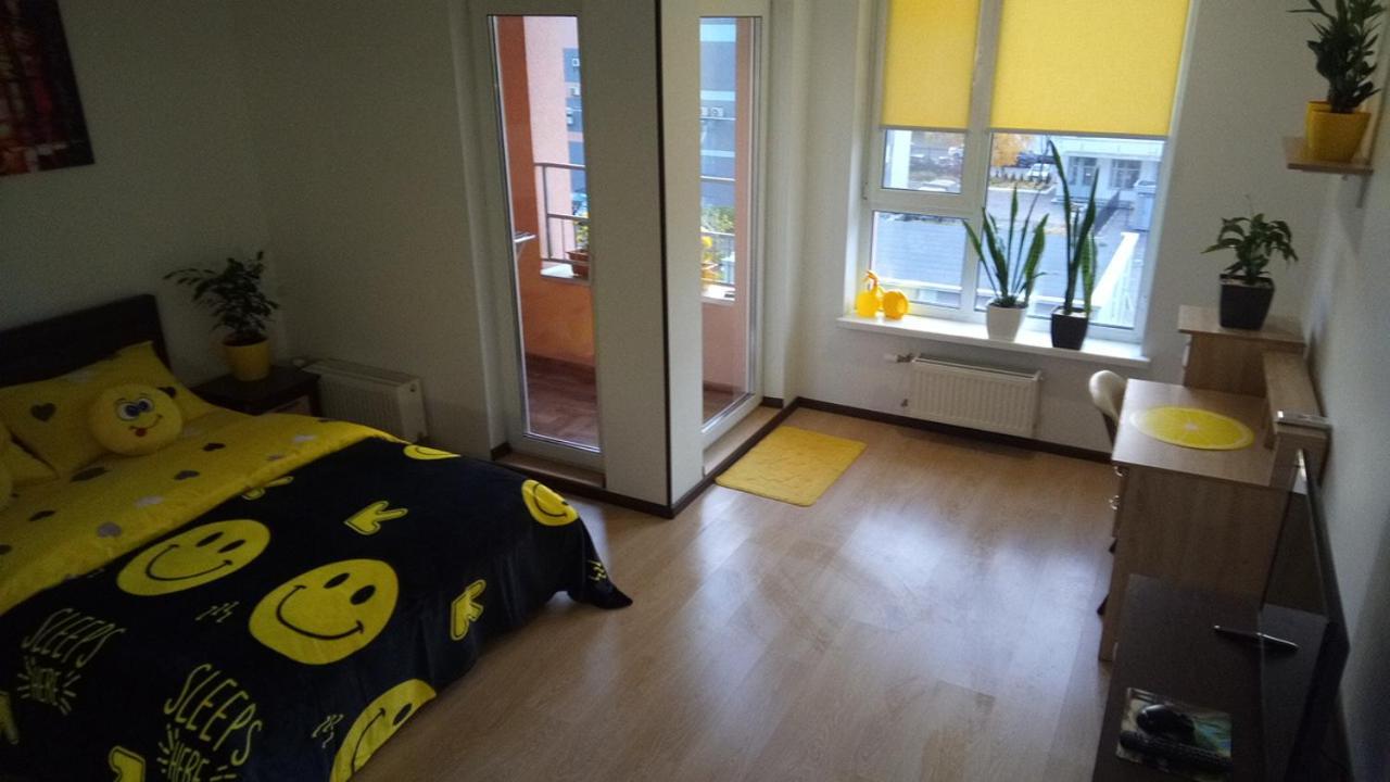 Positive Smile Studio Apartment In The Colorful Comfort Town Residental Complex. Kt-06. Kiev Eksteriør billede