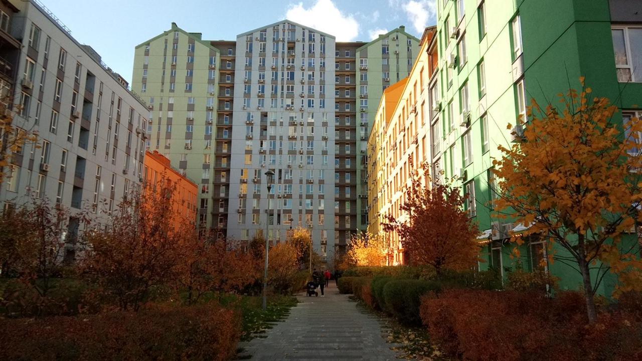 Positive Smile Studio Apartment In The Colorful Comfort Town Residental Complex. Kt-06. Kiev Eksteriør billede