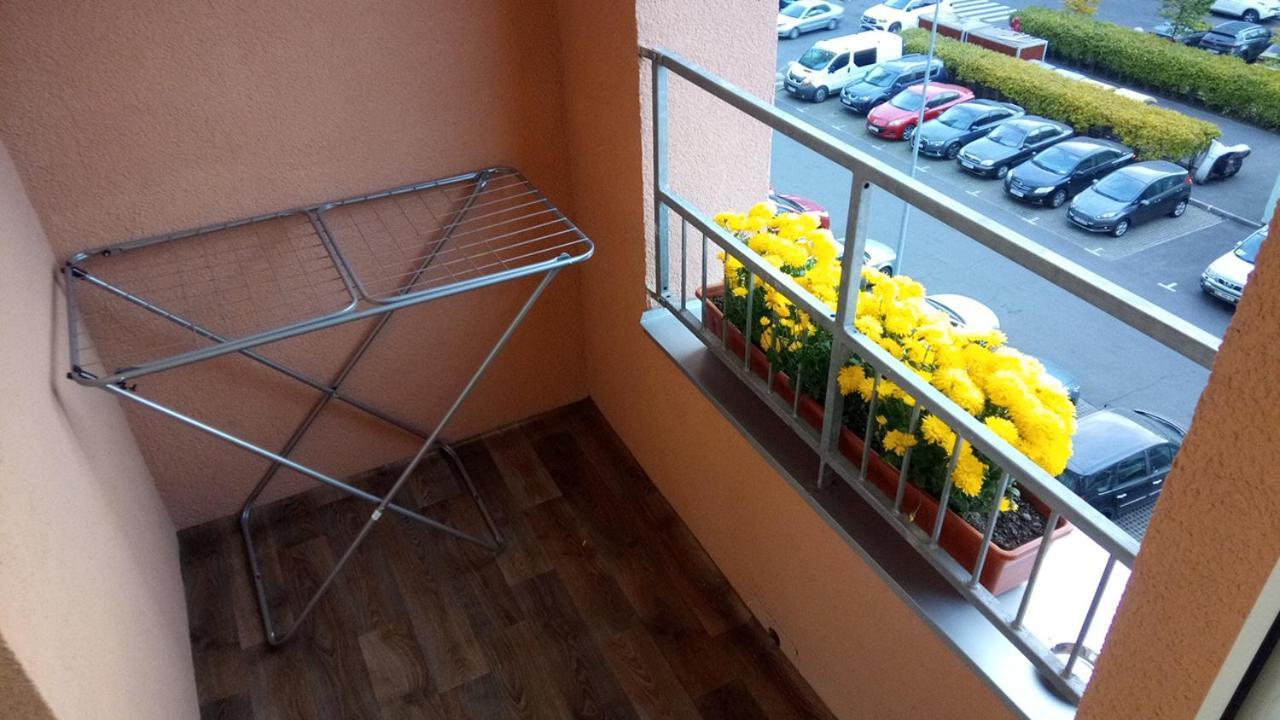 Positive Smile Studio Apartment In The Colorful Comfort Town Residental Complex. Kt-06. Kiev Eksteriør billede